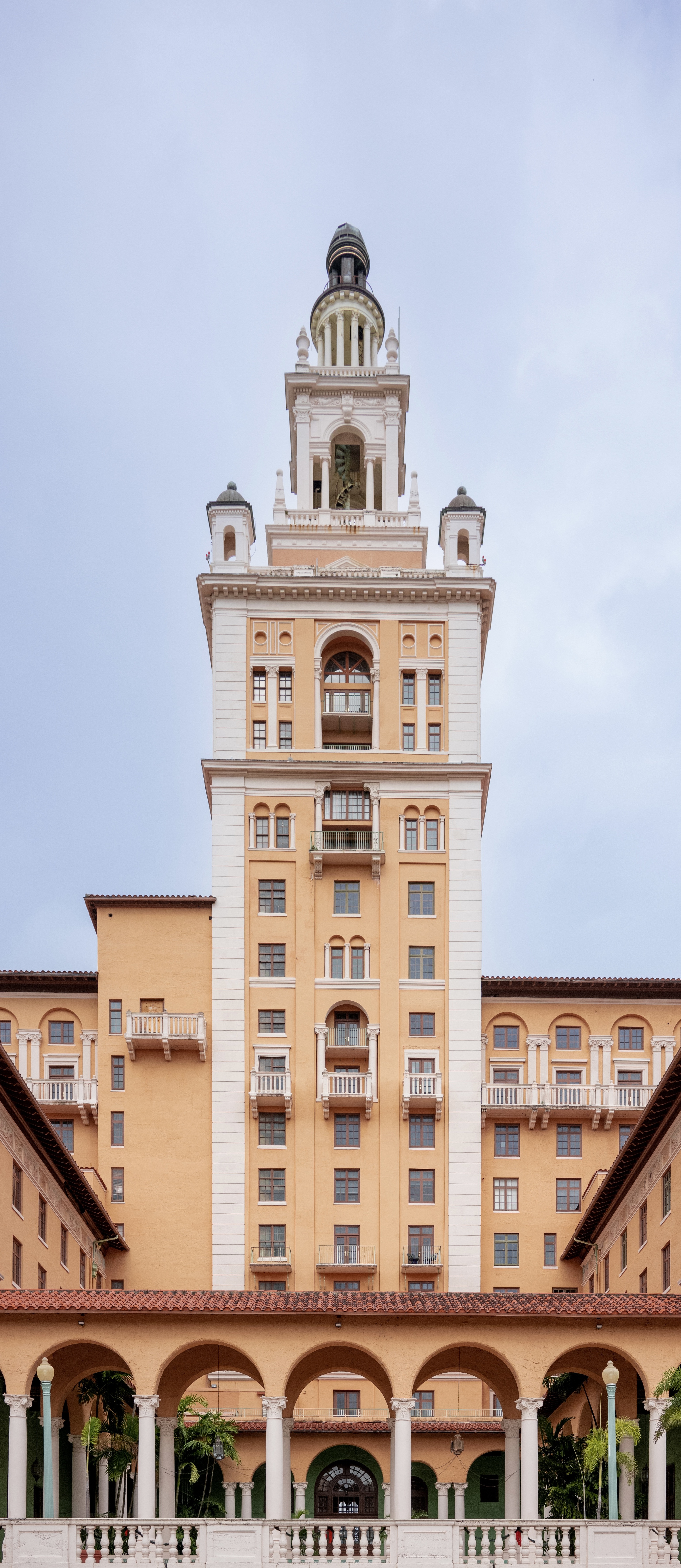 Photo of heavily featured hotel