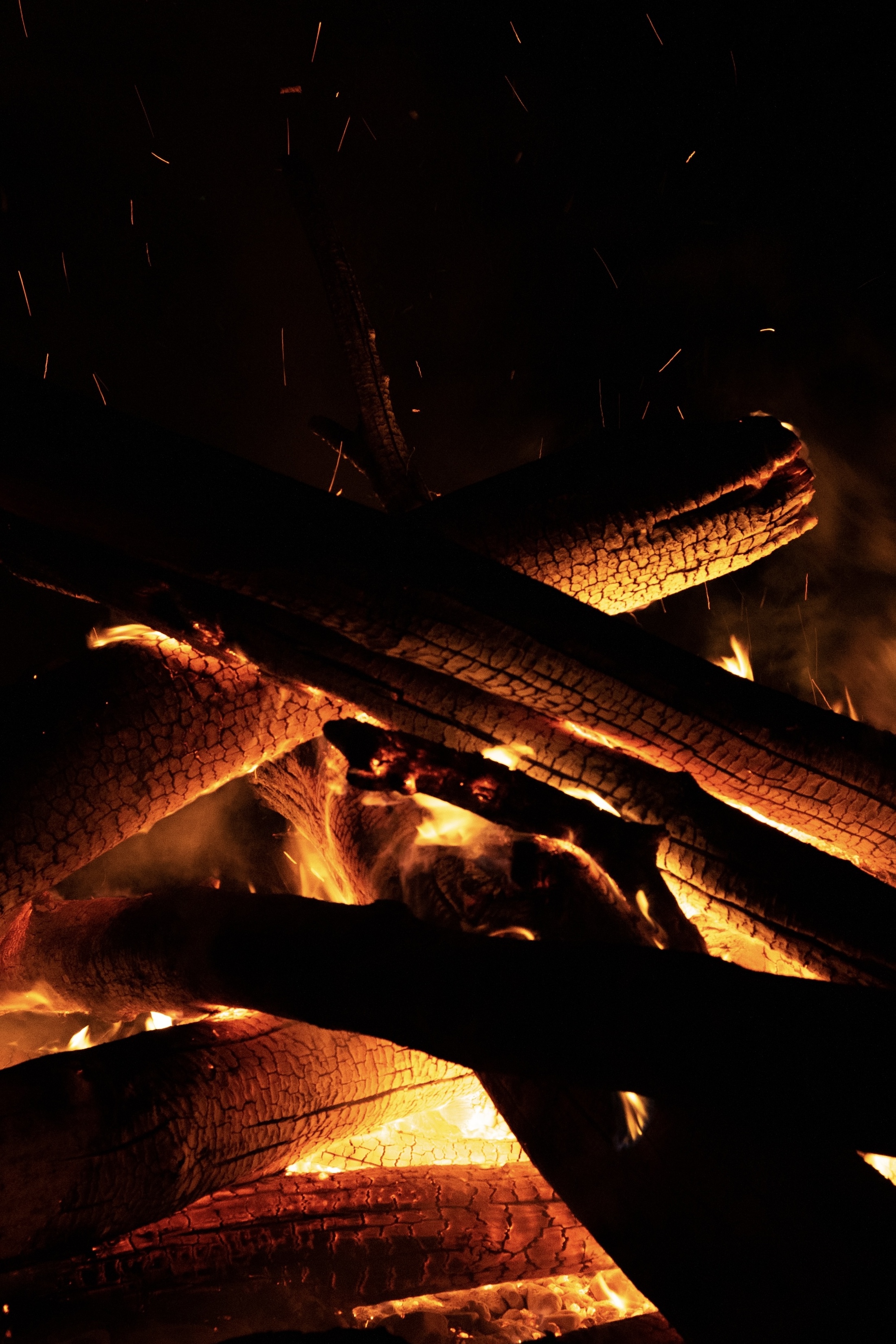 Photo of a large campfire